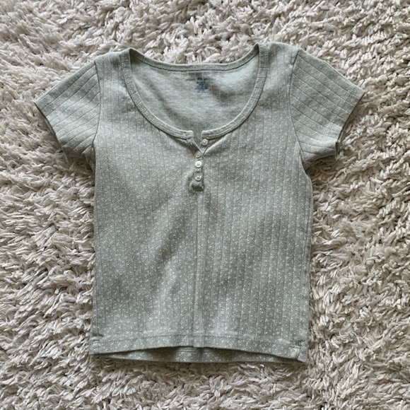 Brandy Melville green floral button tee - Picture 2 of 4